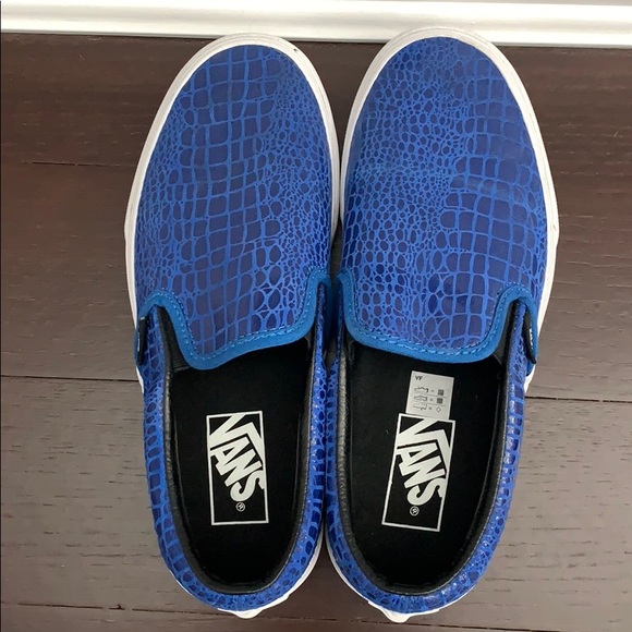 Vans - Picture 5 of 7